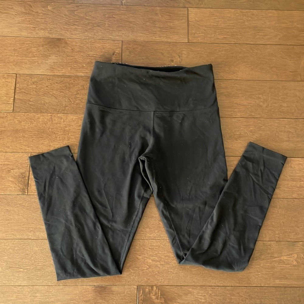 Athletic leggings
